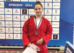 Юная темрюкская самбистка Дарья Ломако стала вице-чемпионкой Первенства ЮФО и теперь поедет «на Россию»