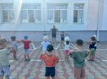 Тренеры-преподаватели зажигают интерес к спорту в дошколятах