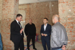 Глава Темрюкского района Фёдор Бабенков провёл выездное совещание на объекте капитального ремонта городской школы № 15