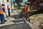 В Темрюке на улице Коллонтай постелили тротуар